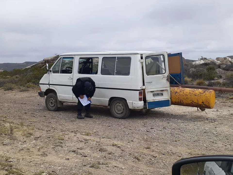 Demoraron a un joven que intentó robar varios caños en una zona de molinos, entre Saavedra y Laprida 
