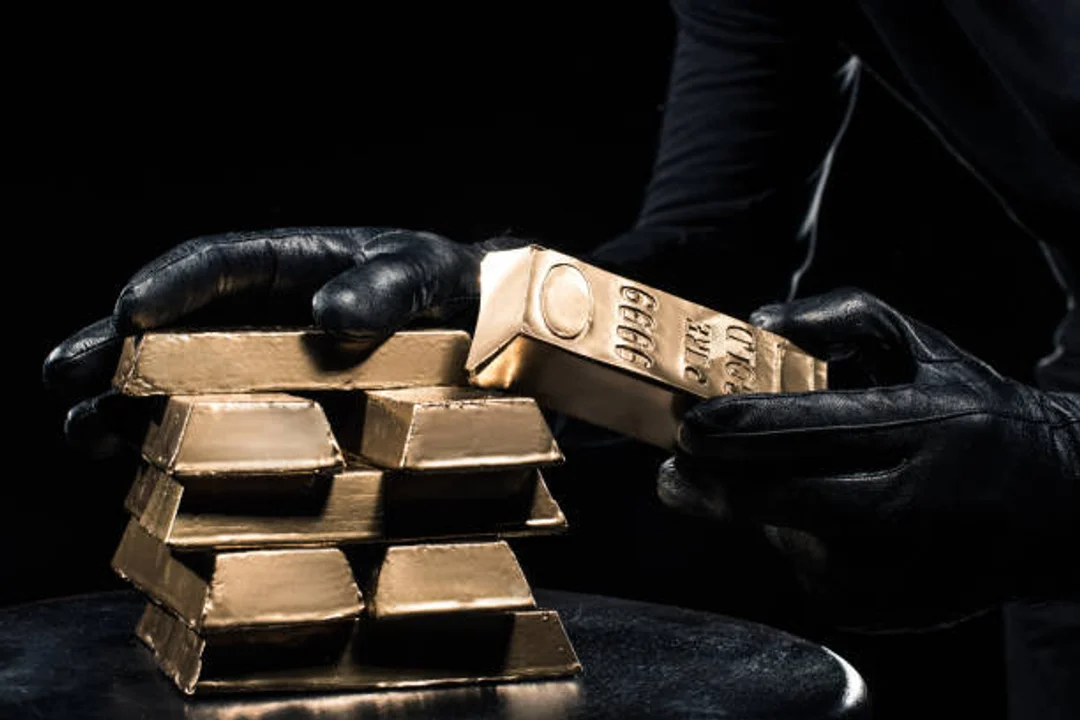 Cuatro hombres serían los presuntos autores del millonario robo de oro y plata en una bóveda de un yacimiento minero