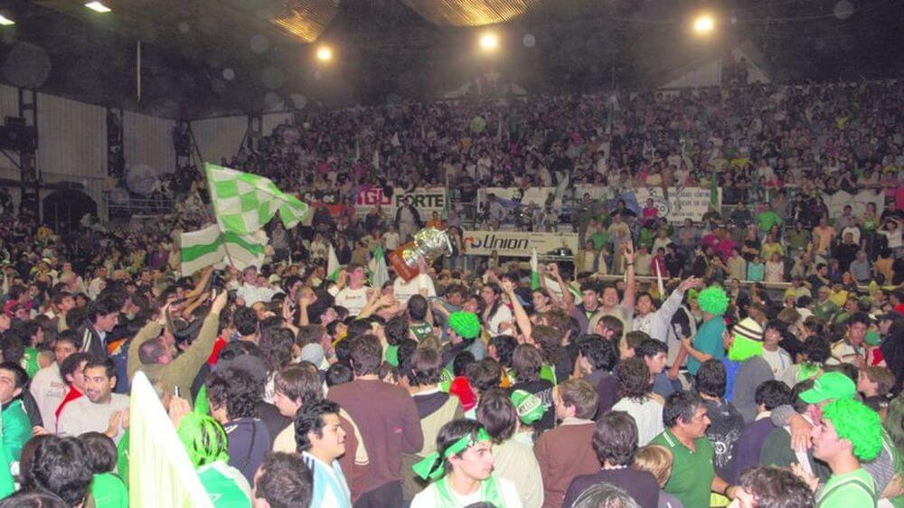 Que 17 años no es nada: Gimnasia de Comodoro recuerda su máximo logro en la historia del básquet argentino 