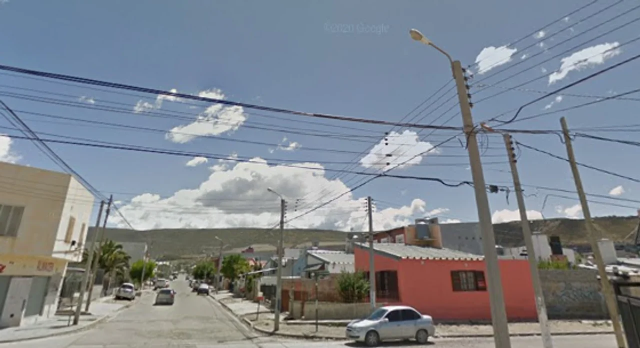 Balearon a un comerciante del barrio San Cayetano en medio de un intento de robo