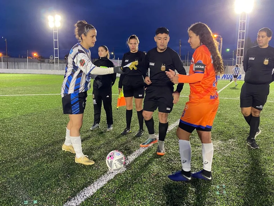 Provincial femenino: ¿A qué hora juegan Ferro - Belgrano de Esquel?