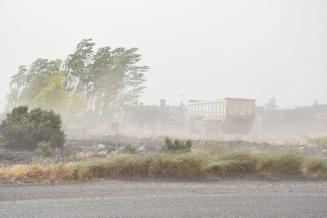 noticiaspuertosantacruz.com.ar - Imagen extraida de: https://adnsur.com.ar/sociedad/jueves-con-fuertes-rafagas-de-viento-y-cielo-nublado-en-comodoro_a66a2231059798e8c6a14ea5f