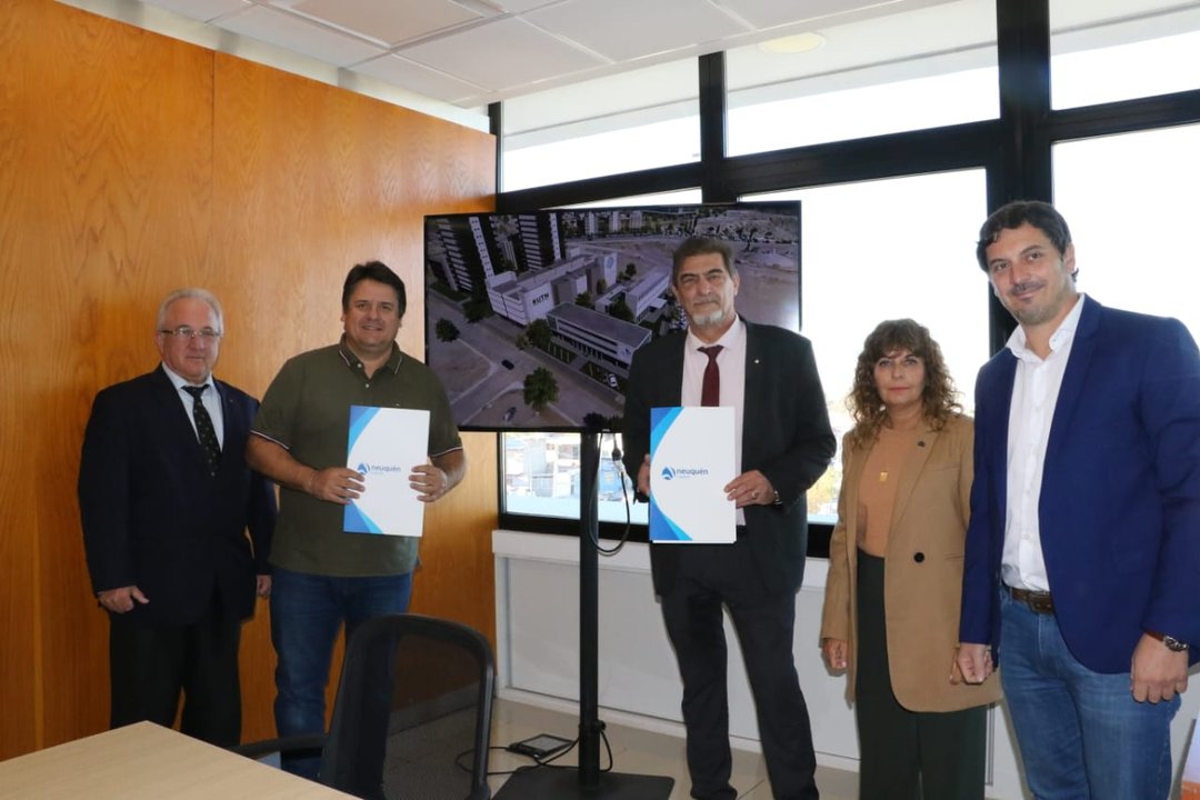 noticiaspuertosantacruz.com.ar - Imagen extraida de: https://adnsur.com.ar/sociedad/avanza-el-distrito-educativo-tecnologico--utn-tendra-sede-en-neuquen_a660ffcc0789252dda7f2d5d7