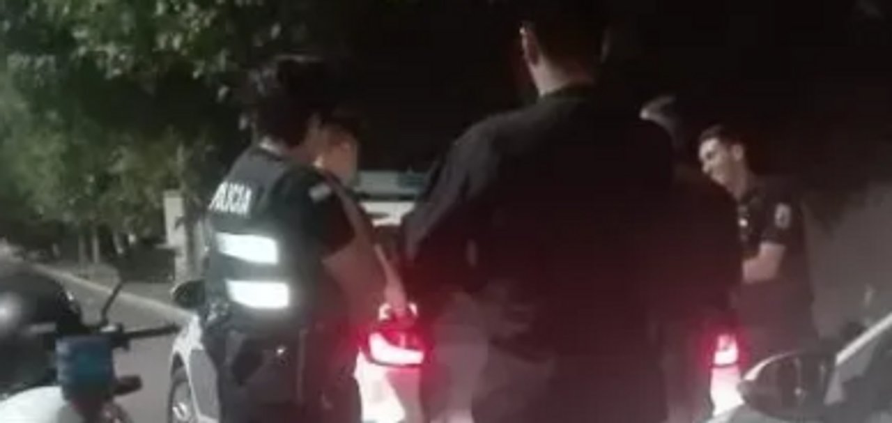 noticiaspuertosantacruz.com.ar - Imagen extraida de: https://adnsur.com.ar/policiales---judiciales/empleado-infiel--su-jefe-lo-sorprendio-robando-un-taladro-del-taller-y-termino-detenido_a6610c6d3409eec9e323e00e4