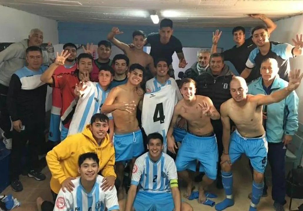 noticiaspuertosantacruz.com.ar - Imagen extraida de: https://adnsur.com.ar/deportes/sexta-a-fondo-en-la--b---como-se-jugara-la-fecha--con-ferro-como-lider-y-un-historico-clasico_a6621c13f59de390a84bb09a0