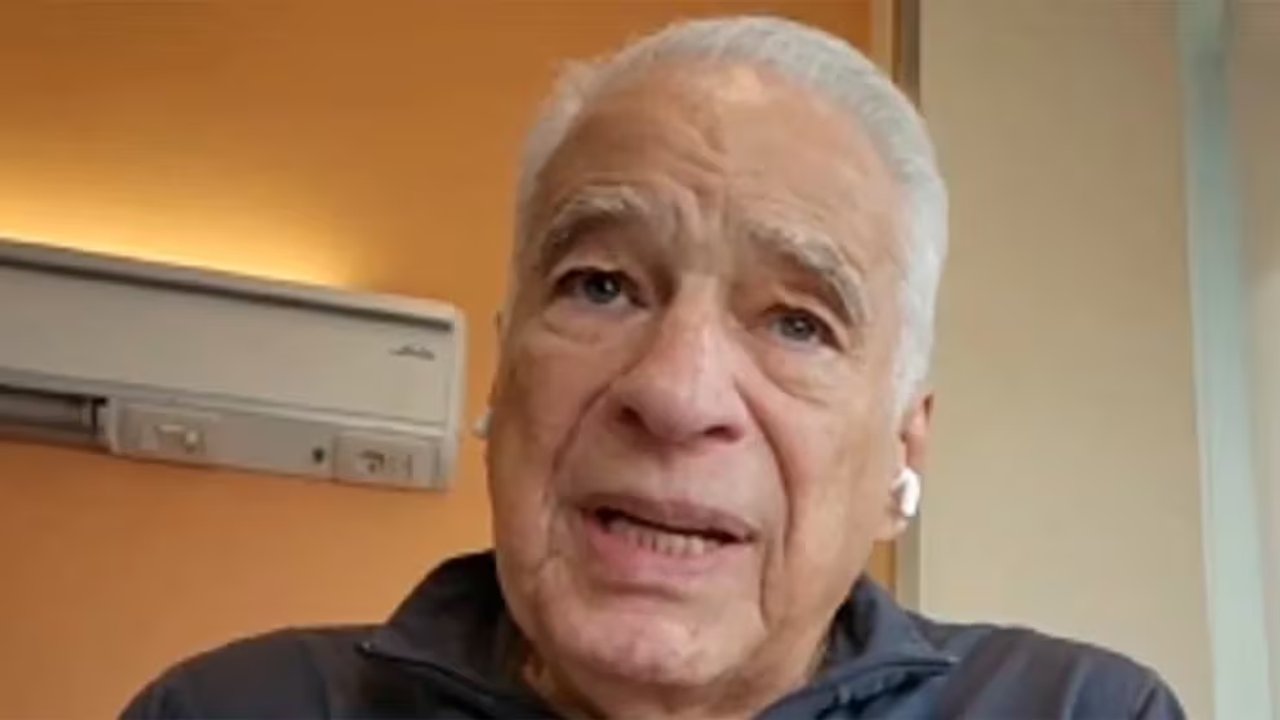 Alberto Cormillot reaparece conmovido tras difícil internación