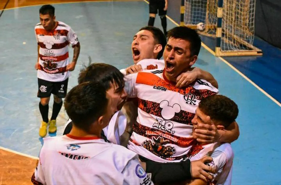 Con un golazo agónico de Jere Asencio, Flamengo eliminó a La Reserva y clasificó a la semifinal. Foto: Camila Carrizo