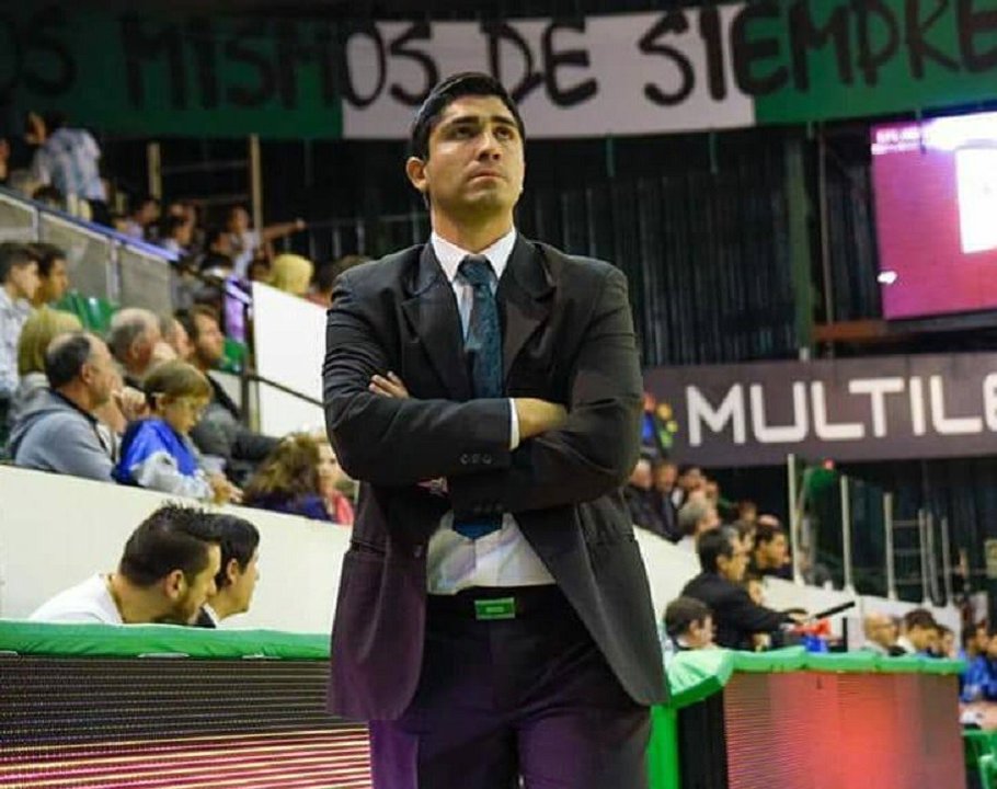 noticiaspuertosantacruz.com.ar - Imagen extraida de: https://adnsur.com.ar/deportes/martin-villagran-seguira-en-gimnasia-de-comodoro-con-un-record-incluido--todos-los-detalles_a66888f38dbb94e54c73d67ee