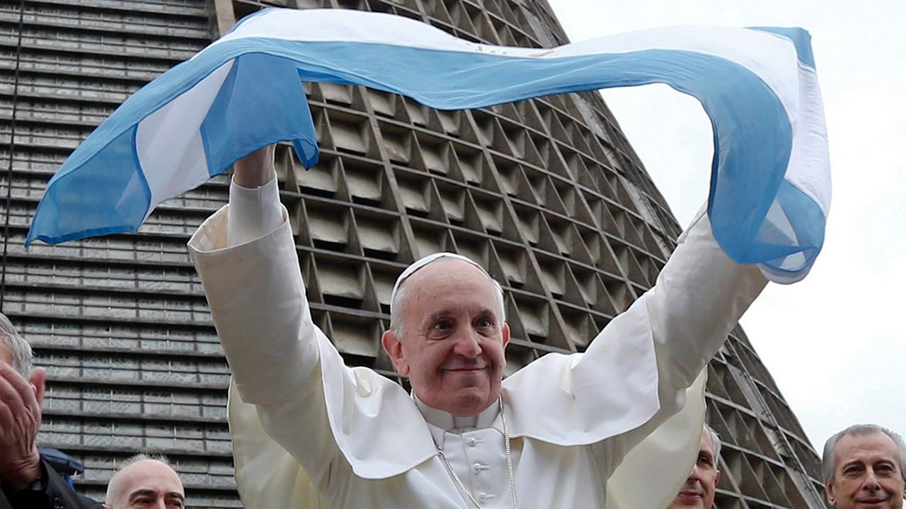 noticiaspuertosantacruz.com.ar - Imagen extraida de: https://adnsur.com.ar/sociedad/-dios-ya-no-atiende-en-buenos-aires---el-papa-francisco-hizo-un-drastico-cambio-en-la-iglesia-argentina_a669f255be0f5ce052a8e9323