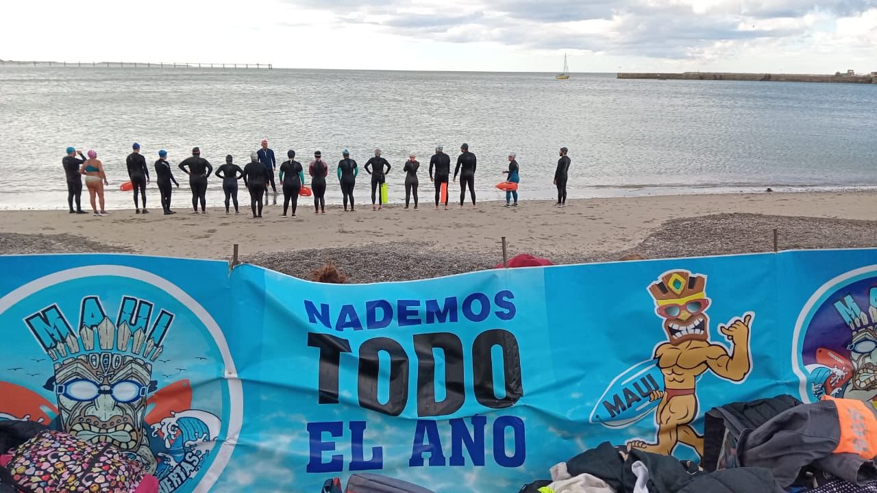 noticiaspuertosantacruz.com.ar - Imagen extraida de: https://adnsur.com.ar/especiales/maui--un-grupo-de-amantes-del-mar-que-convierten-a-comodoro-rivadavia-en-su-hogar-acuatico_a671a3d8fe27b194154eff0a2