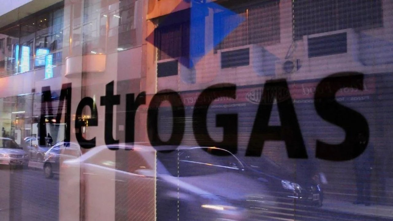YPF vende Metrogas a Edenor por 780 millones de dólares