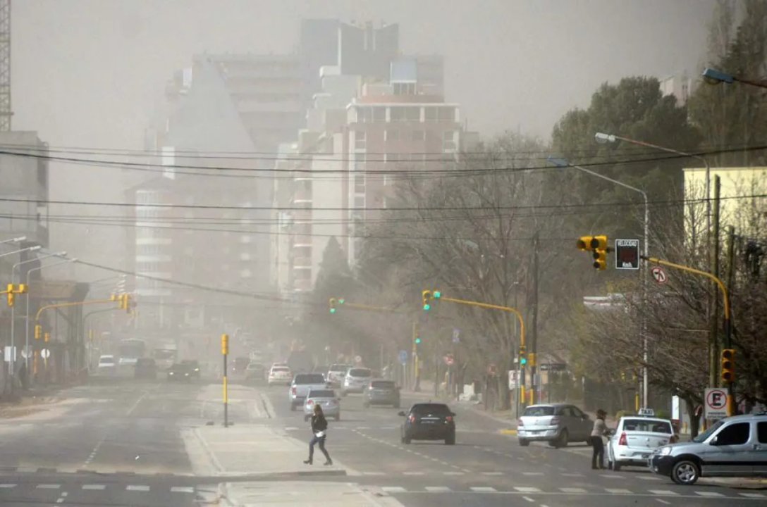 noticiaspuertosantacruz.com.ar - Imagen extraida de: https://adnsur.com.ar/sociedad/fuertes-vientos-y-descenso-de-la-temperatura-en-neuquen_a67289867c80b5e1ce1a6ab6d