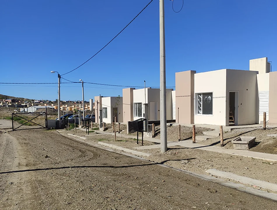 La justicia continúa investigando a la hermana de un diputado de Chubut por presunta estafa millonaria en planes de vivienda