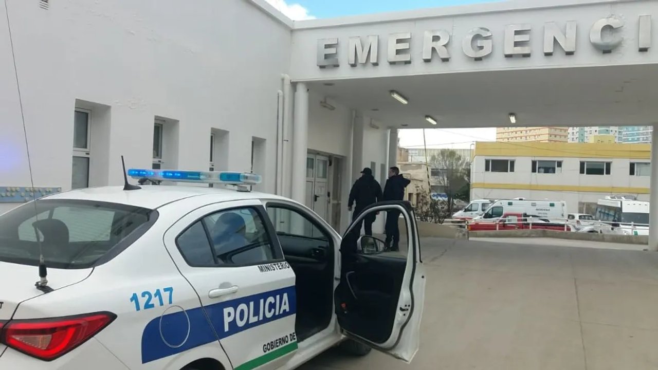 noticiaspuertosantacruz.com.ar - Imagen extraida de: https://adnsur.com.ar/policiales---judiciales/comodoro--entraron-a-robar-en-una-casa--los-vecinos-los-sorprendieron-y-terminaron-en-el-hospital_a673122b8f6577b42153e9f02