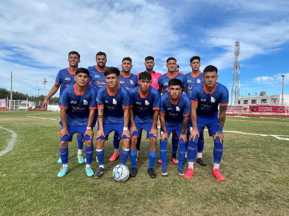 noticiaspuertosantacruz.com.ar - Imagen extraida de: https://adnsur.com.ar/deportes/atencion-huracan-y-cai-de-comodoro--se-confirmaron-los-cruces-del-torneo-regional_a673d0c6031ba8ca3bec40298