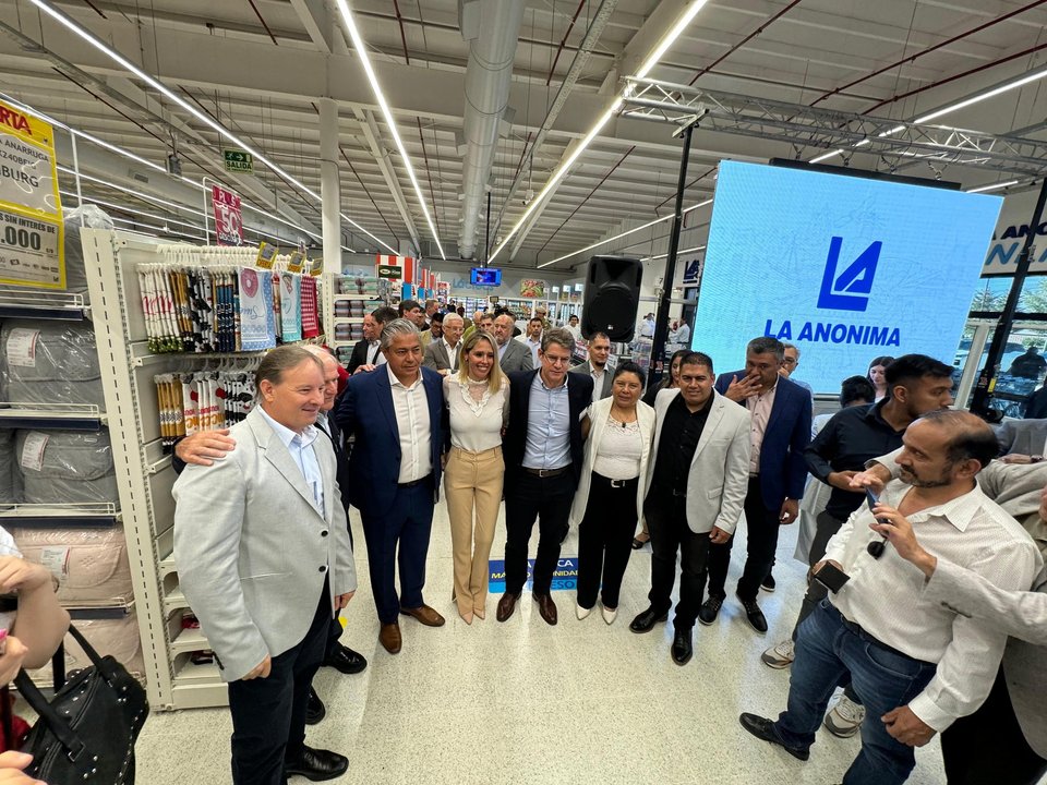 noticiaspuertosantacruz.com.ar - Imagen extraida de: https://adnsur.com.ar/economia/la-anonima-inauguro-una-nueva-sucursal-en-san-patricio-del-chanar-_a673f80a2ddf76553d3e566dc