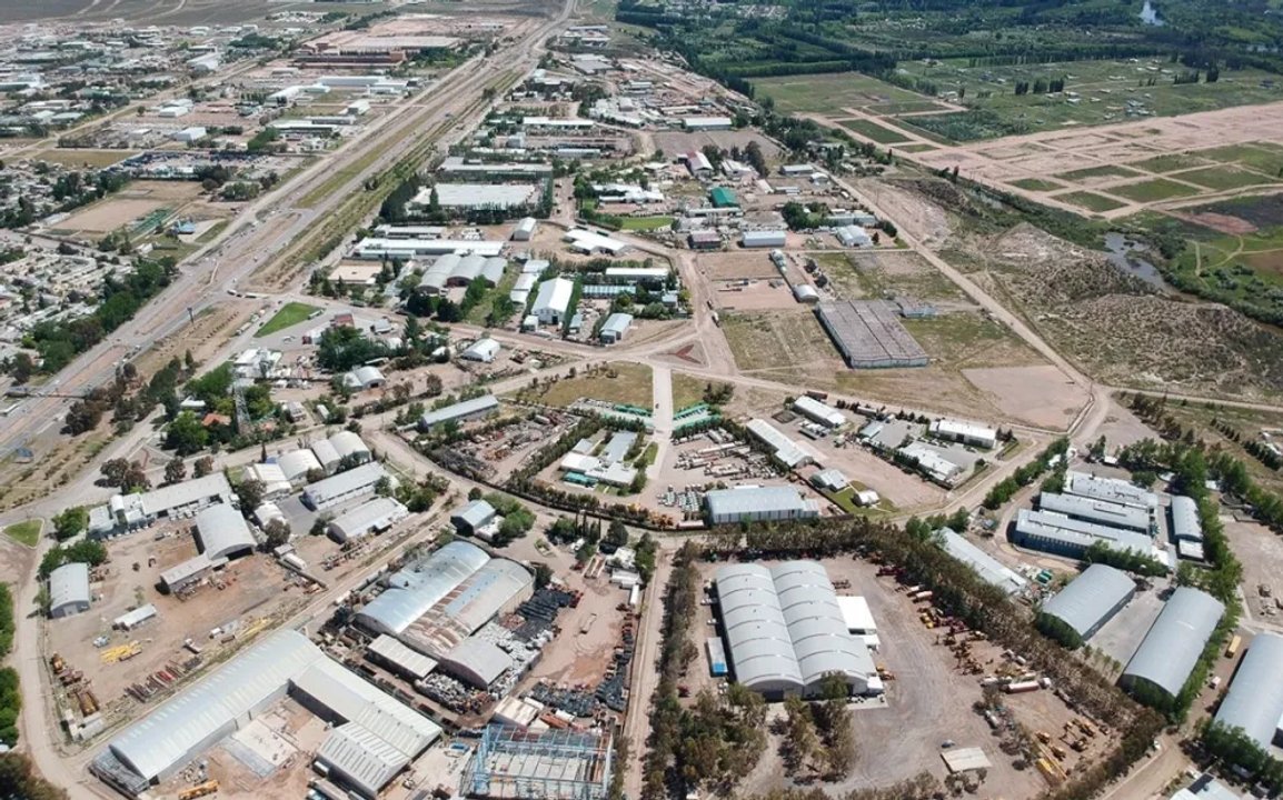 noticiaspuertosantacruz.com.ar - Imagen extraida de: https://adnsur.com.ar/sociedad/el-gobierno-de-neuquen-lanzara-el-plan-provincial-industrial--de-que-se-trata_a6744db9ecf80c916dd86cccc