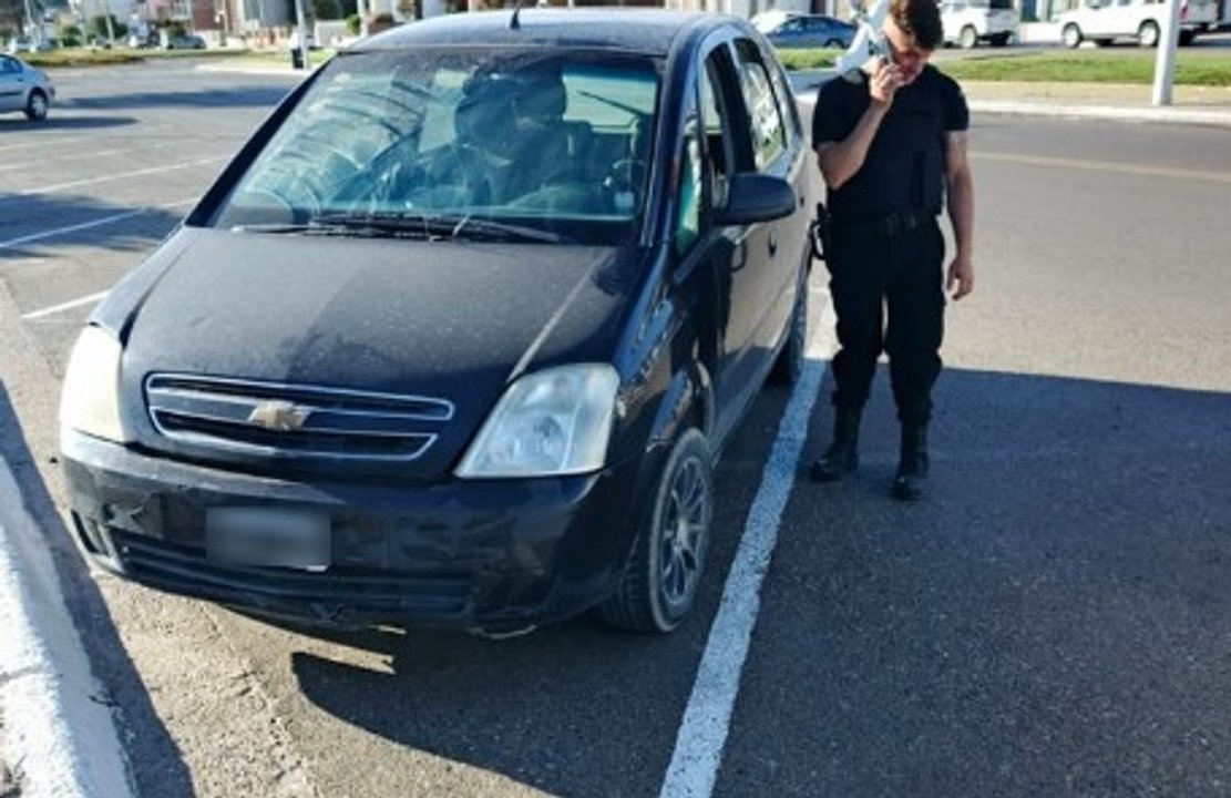 noticiaspuertosantacruz.com.ar - Imagen extraida de: https://adnsur.com.ar/policiales---judiciales/chubut--conductor-borracho-se-quedo-dormido-en-el-auto--con-musica-alta-y-el-pie-en-el-acelerador_a67688510dfe9a93ed003d063