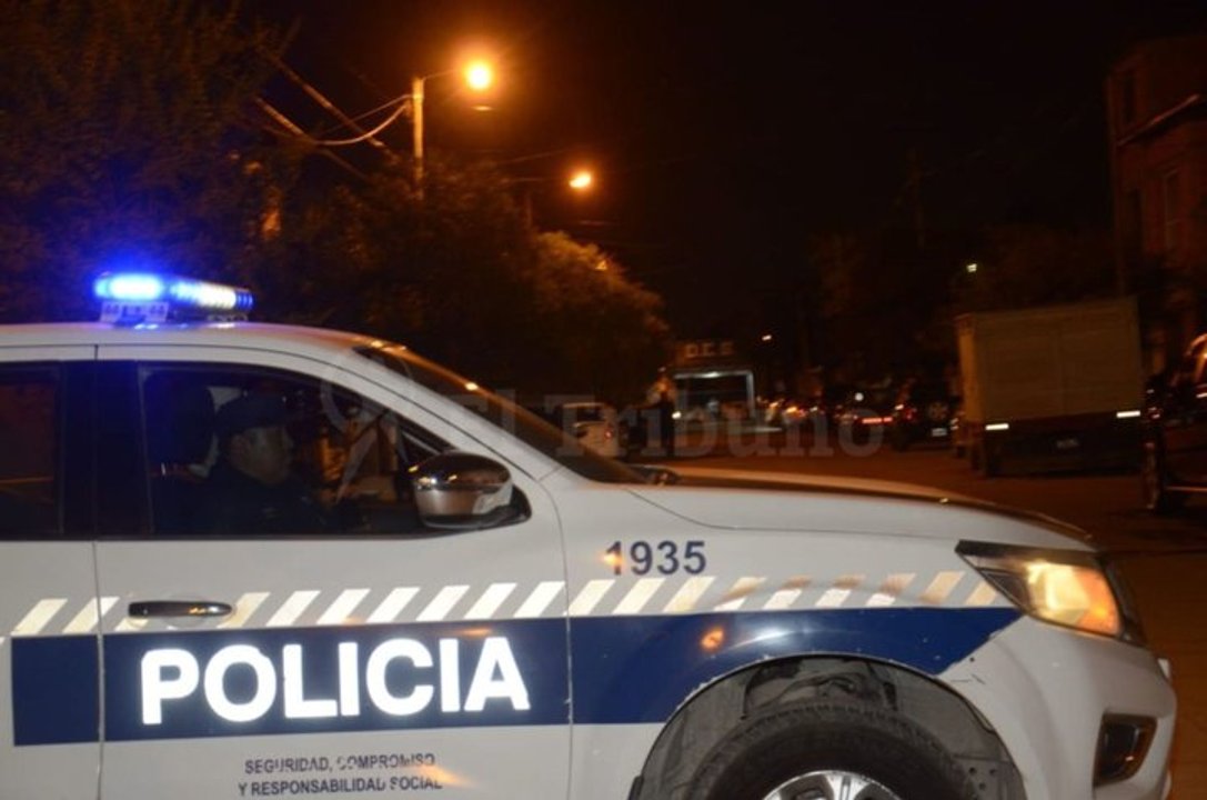 noticiaspuertosantacruz.com.ar - Imagen extraida de: https://adnsur.com.ar/policiales---judiciales/homicidio-en-comodoro-rivadavia--un-joven-fue-asesinado-tras-una-pelea_a67755436e9587aff9e04397d