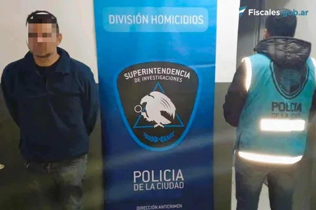 noticiaspuertosantacruz.com.ar - Imagen extraida de: https://adnsur.com.ar/policiales---judiciales/un-podologo-mato-a-su-novio-para-quedarse-con-su-herencia-y-una-cruel-decision-complico-la-investigacion_a67910ba6de6d1fa911f58b5d