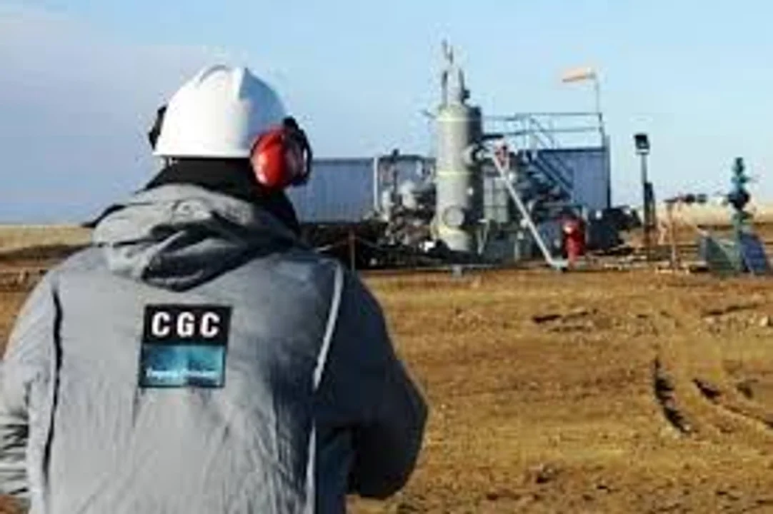 Tras descartarse la opción de que Compañía General de Combustibles hiciera la intermediación entre YPF y otras provincias, la negociación es con Fomicruz.