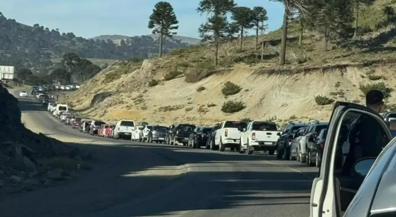 Pasos fronterizos a Chile colapsados: advierten que la situación será peor durante el invierno