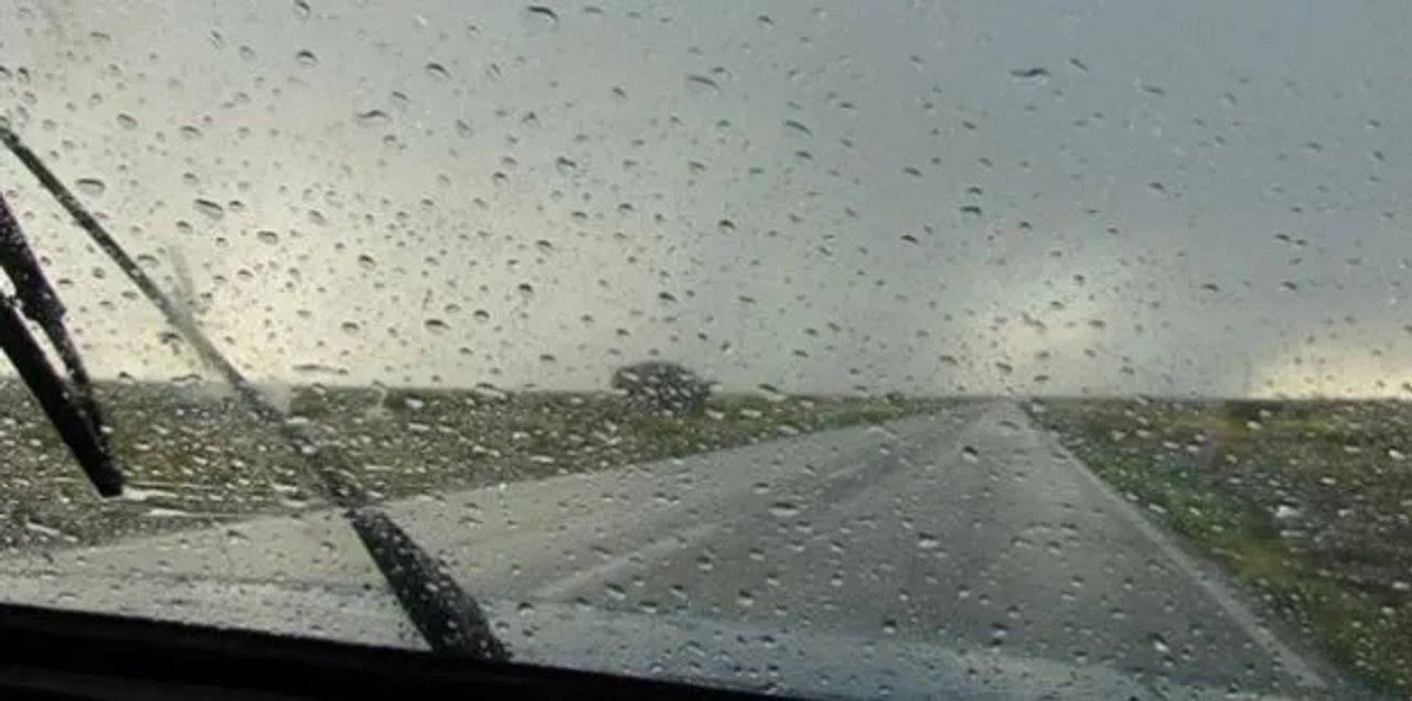Por presencia de nieve, solicitan transitar con extrema precaución entre Garayalde y Comodoro