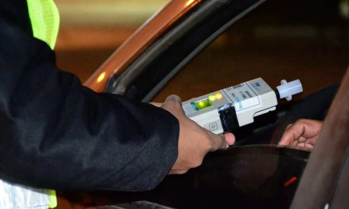 Conductor dio un alto nivel de alcohol en sangre en control de Rawson