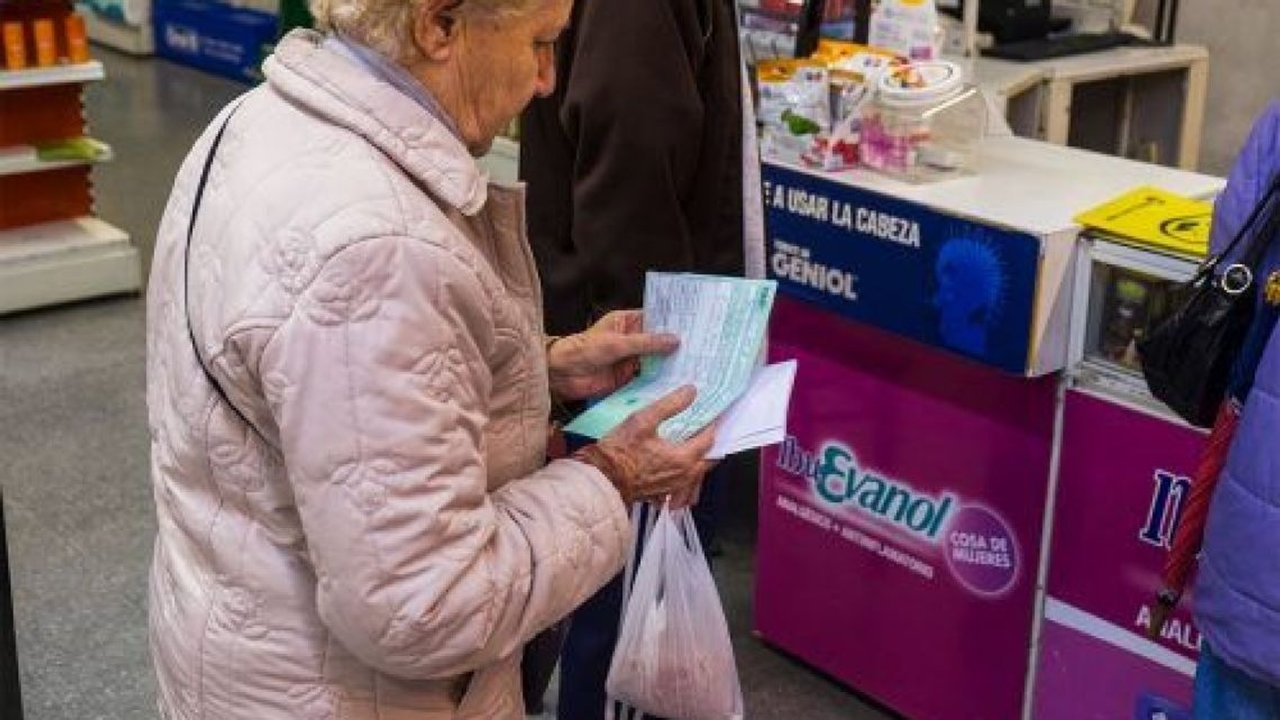 Jubilados del PAMI en Chubut enfrentan dificultades críticas para acceder a servicios