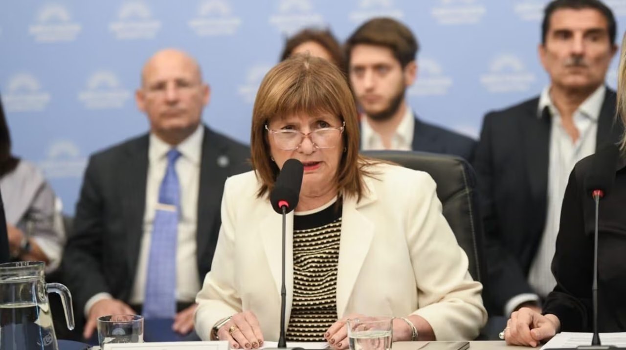 Bullrich critica a los que no respaldan el proyecto de tierras en el Senado