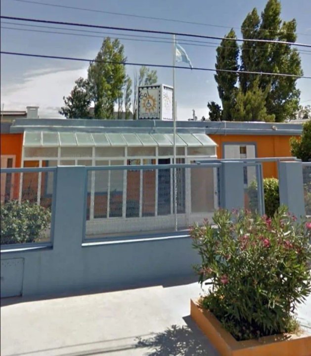 Crisis en centros de discapacidad: un centro de día de Comodoro suspende actividades por falta de pagos de PAMI