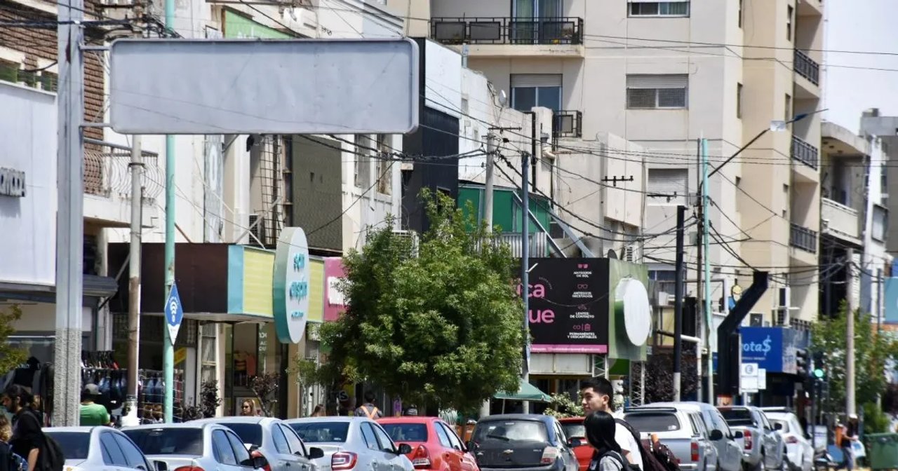 Funcionamiento de comercios y supermercados en Neuquén por feriado