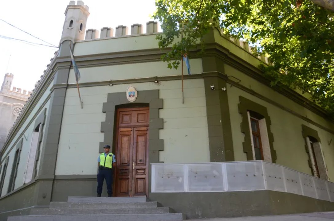 Bono y compensación para estatales de Neuquén se pagarán el 18 de septiembre