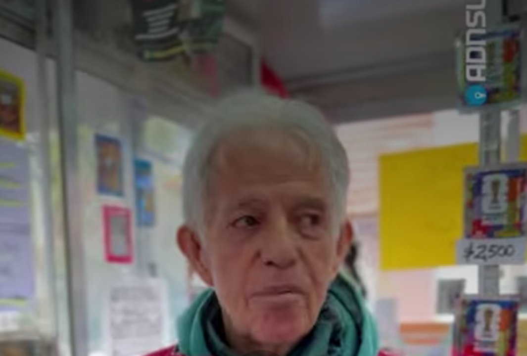 Carlitos, el emblemático canillita de Comodoro, recibió el alta tras una cirugía