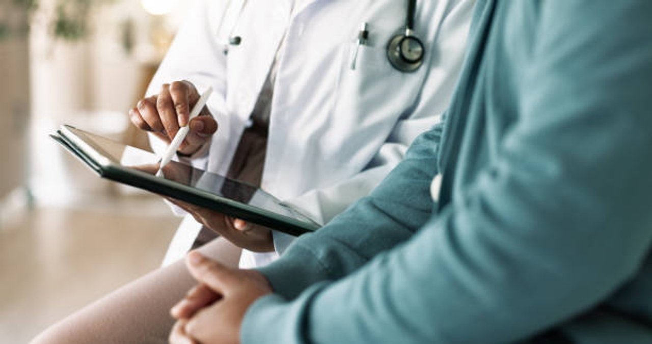 Chubut compensará recorte de PAMI a médicos y evalúa asumir atención de afiliados