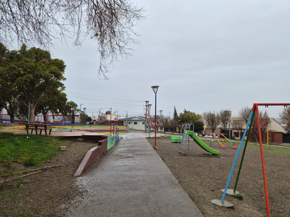 Lluvias en Comodoro: precauciones al conducir por acumulación de agua en barrios