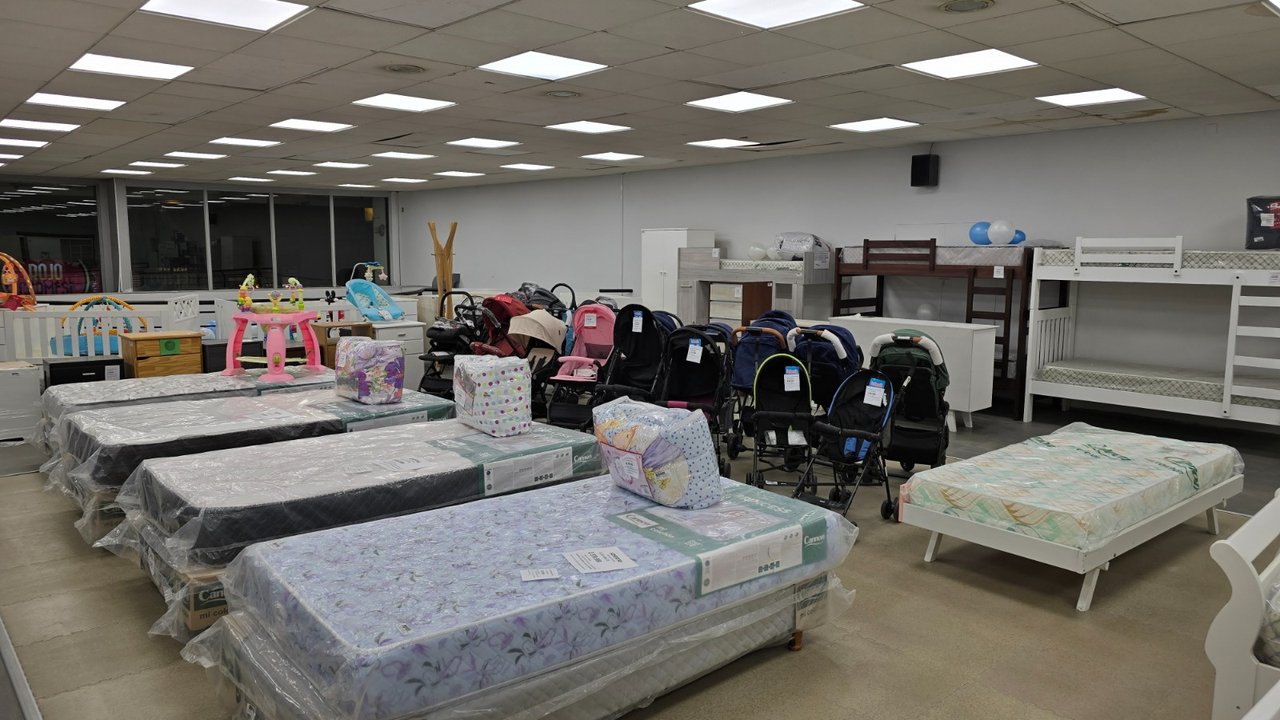 Inauguración de showroom de Don José Hogar dedicado al descanso en Comodoro Rivadavia