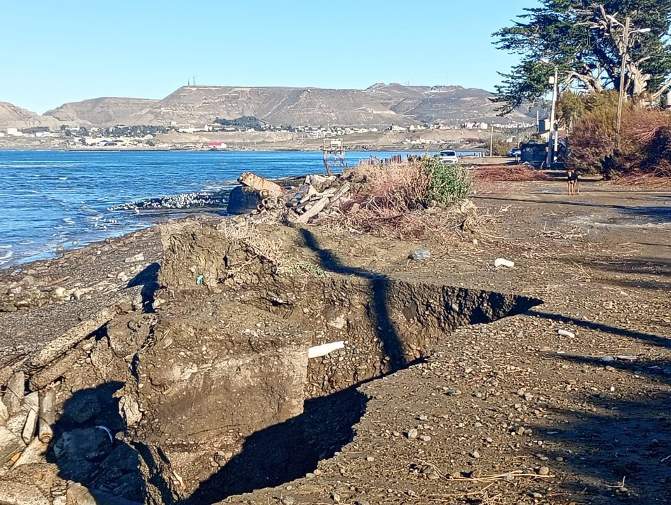 Urgente intervención en barrio Usina por marejada y daños en la costa