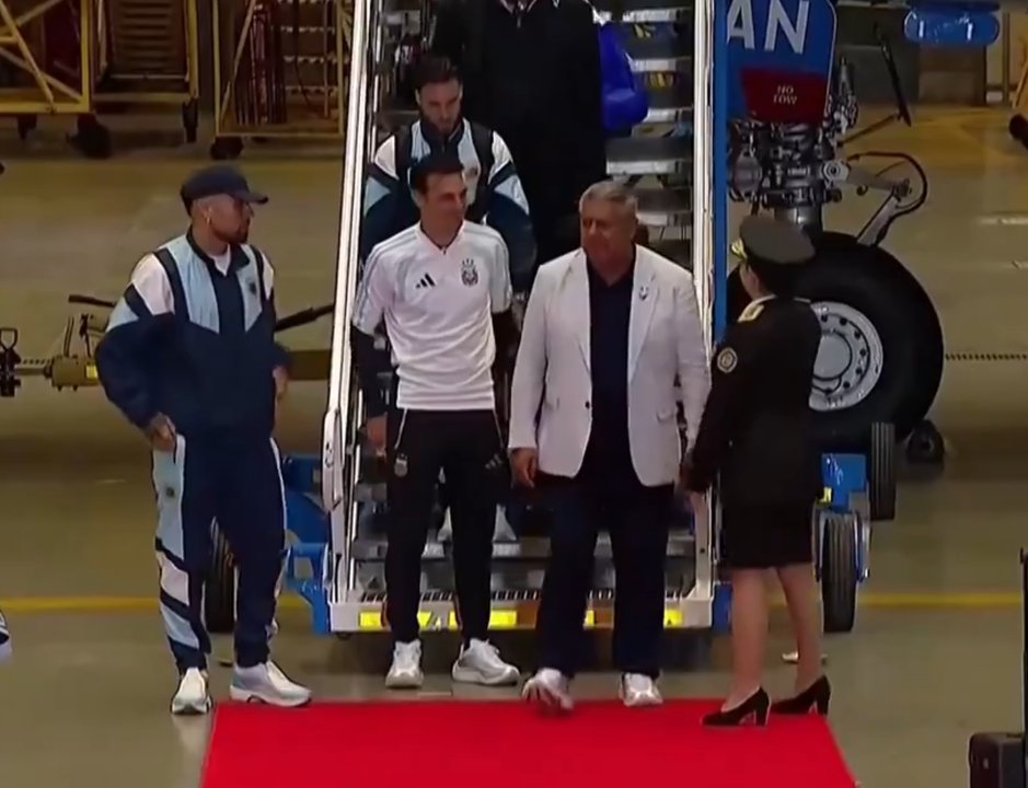 Jugadores de la Selección regresaron a Ezeiza tras el Mundial 2026