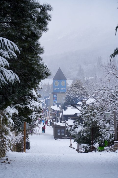 Nevadas en Bariloche: alta ocupación hotelera y Festival Nacional de la Nieve