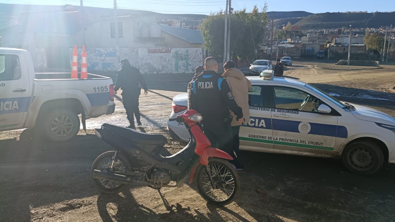 Imponen el secuestro de una moto en Comodoro por falta de documentación