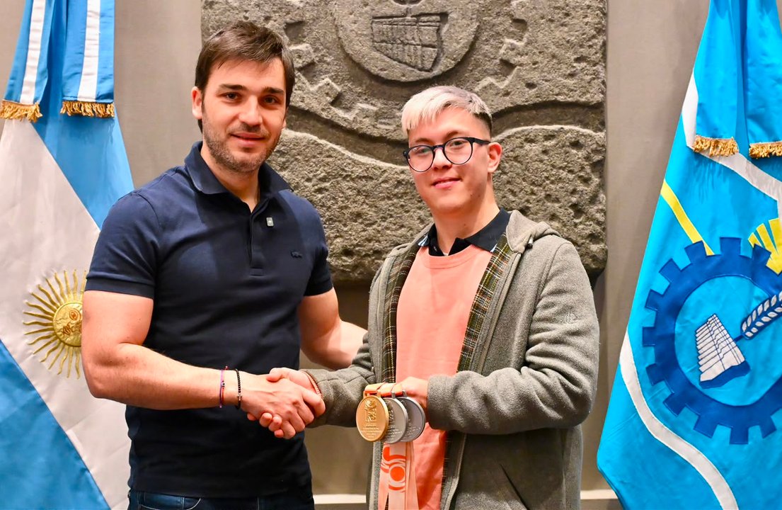 Tobías Mario: medallista y récord mundial en el atletismo adaptado