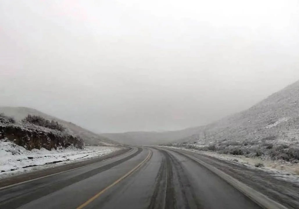 Alerta naranja y amarilla por nevadas intensas en Chubut