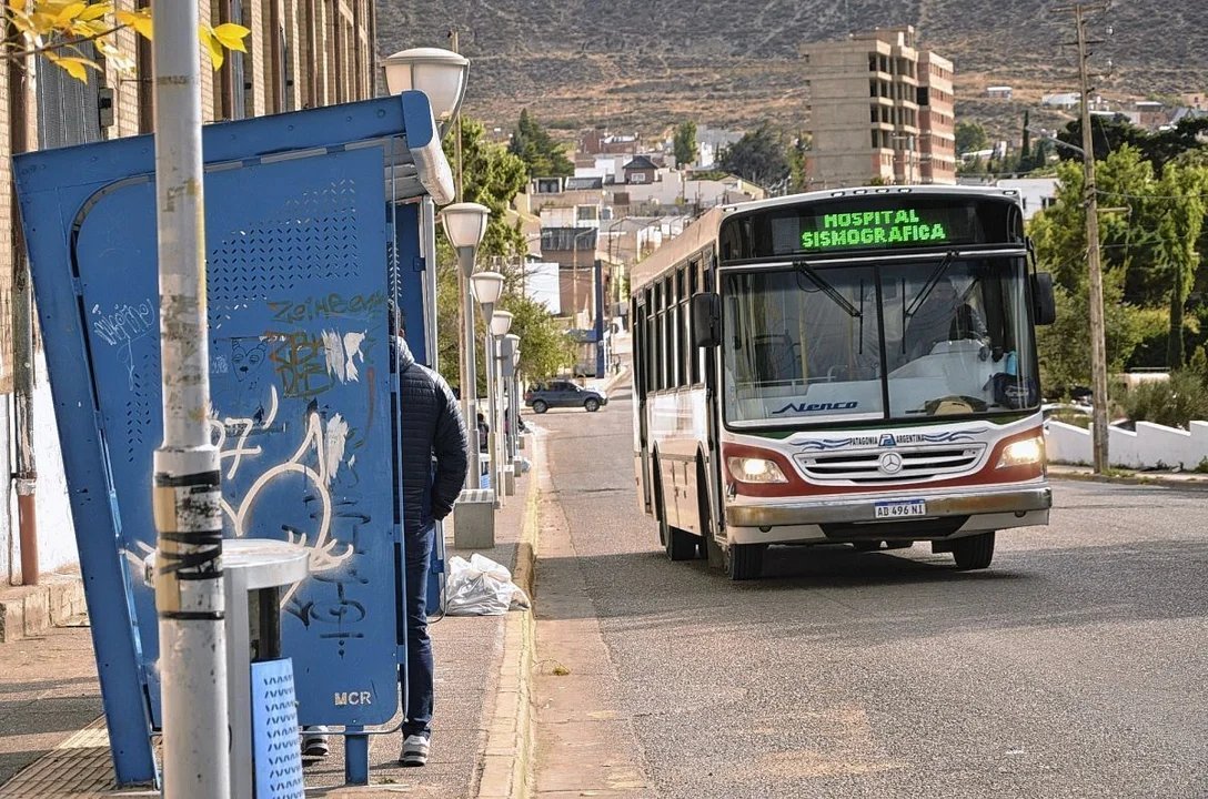 UTA se declara en alerta por falta de continuidad laboral en transporte de Comodoro
