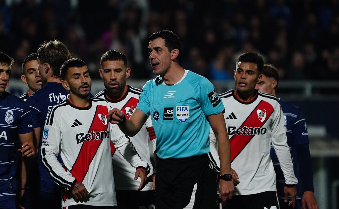 Gimnasia venció a River Plate 1-0 y suma su tercera derrota consecutiva