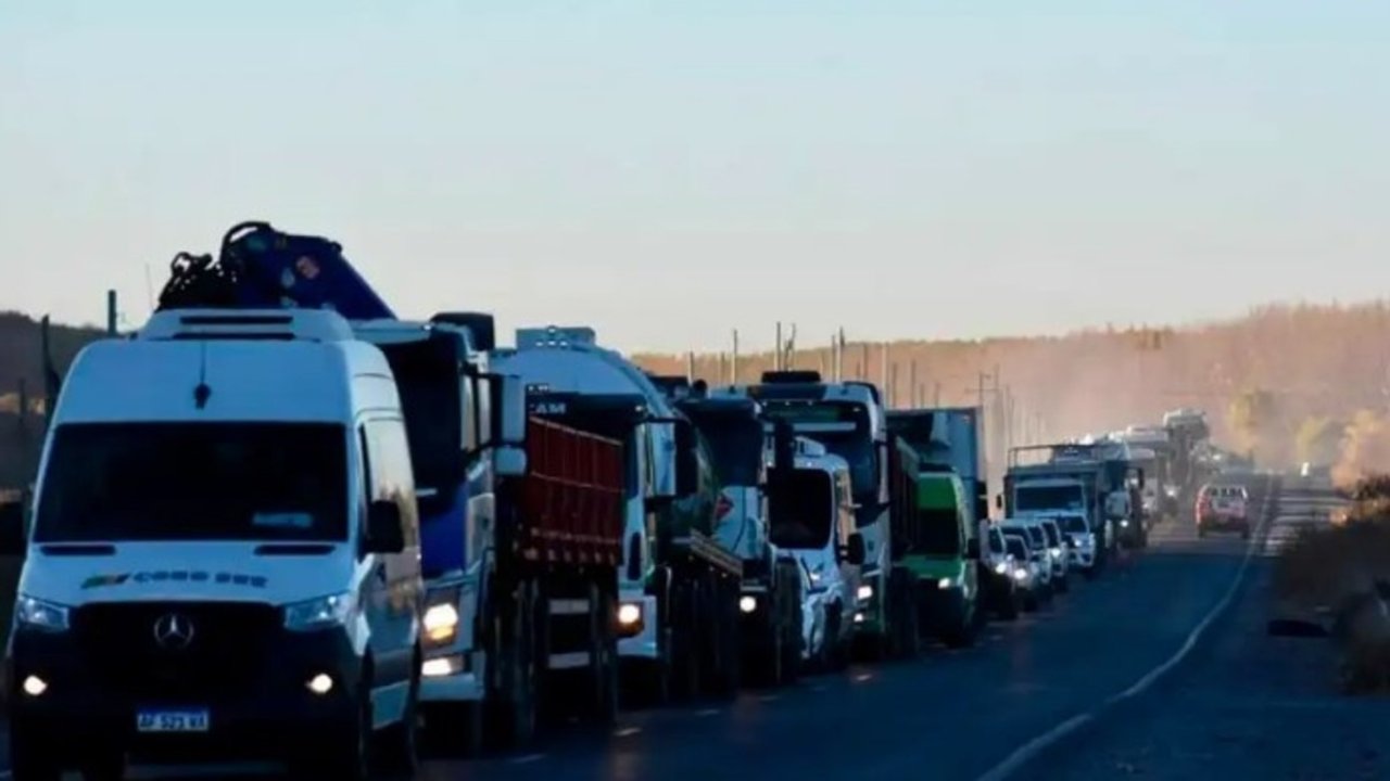 La Pampa proyecta peaje para camiones que llevan arena a Vaca Muerta