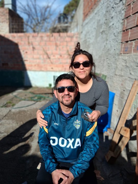 Un conmovedor reencuentro familiar en la ruta de Chubut