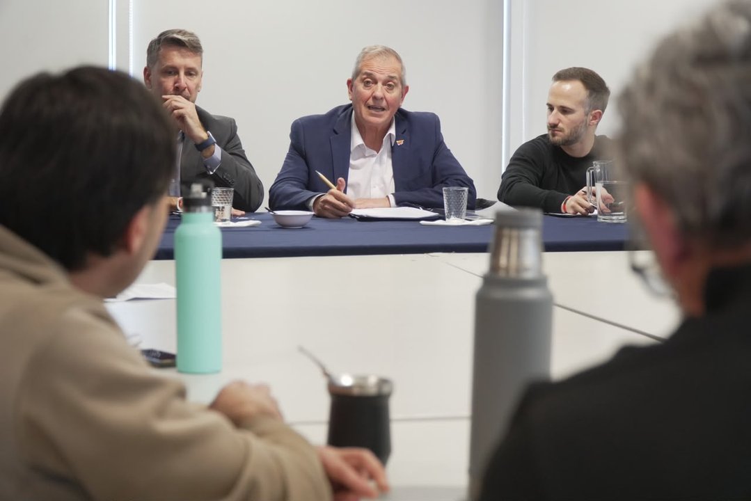 Docentes de Chubut acuerdan aumento salarial vinculado a la inflación