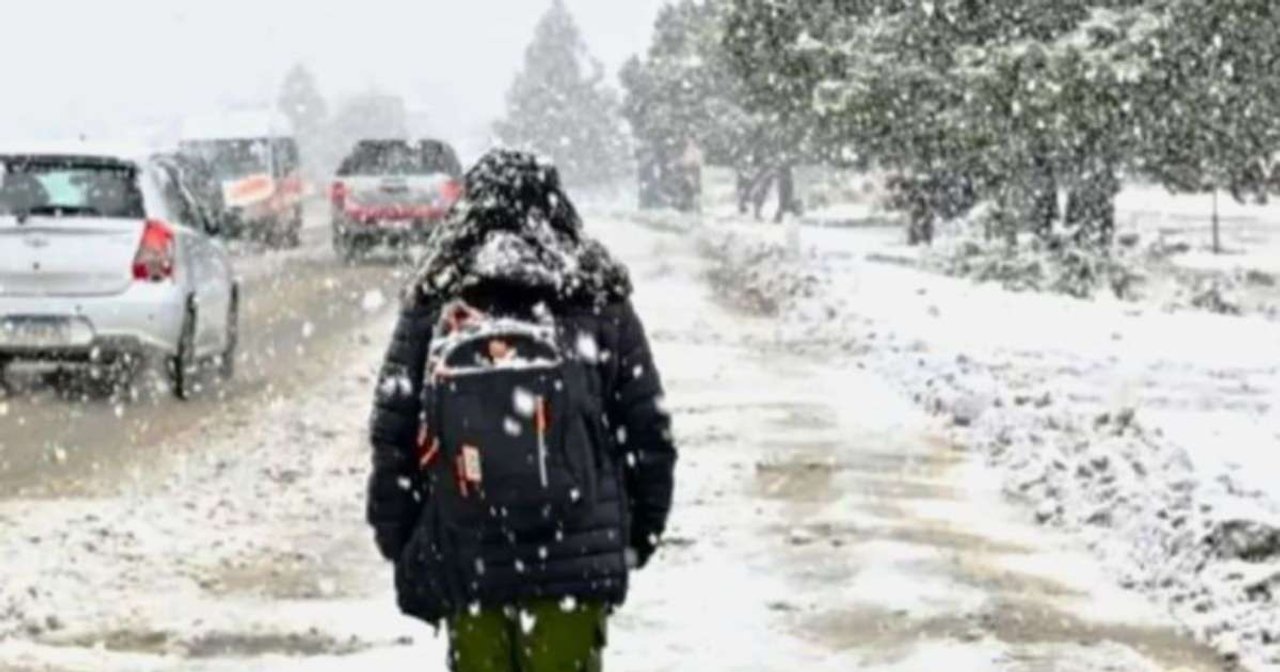 Escuelas de Bariloche y El Bolsón inician clases más tarde por nieve y hielo
