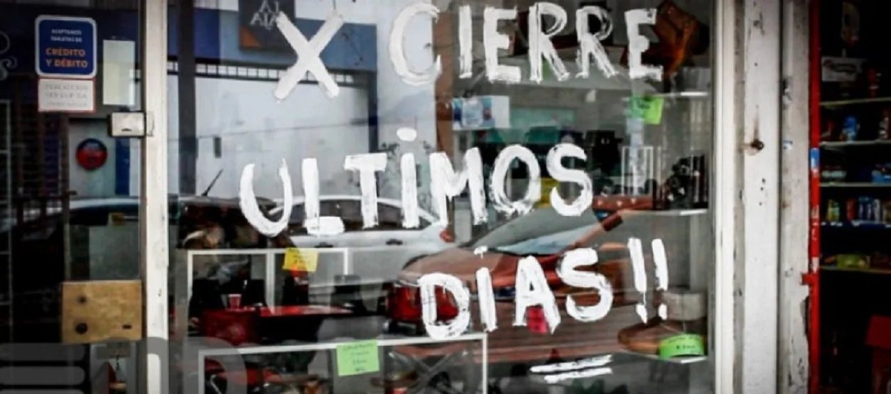 Crisis económica en Comodoro: 373 comercios cerraron en siete meses de 2026